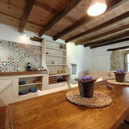 Granja Labrada Alquiler Completo: Casa Rural & Bar Casa de Férias Granas